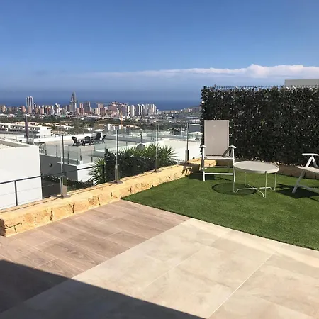 Scenic With Heated Pool *